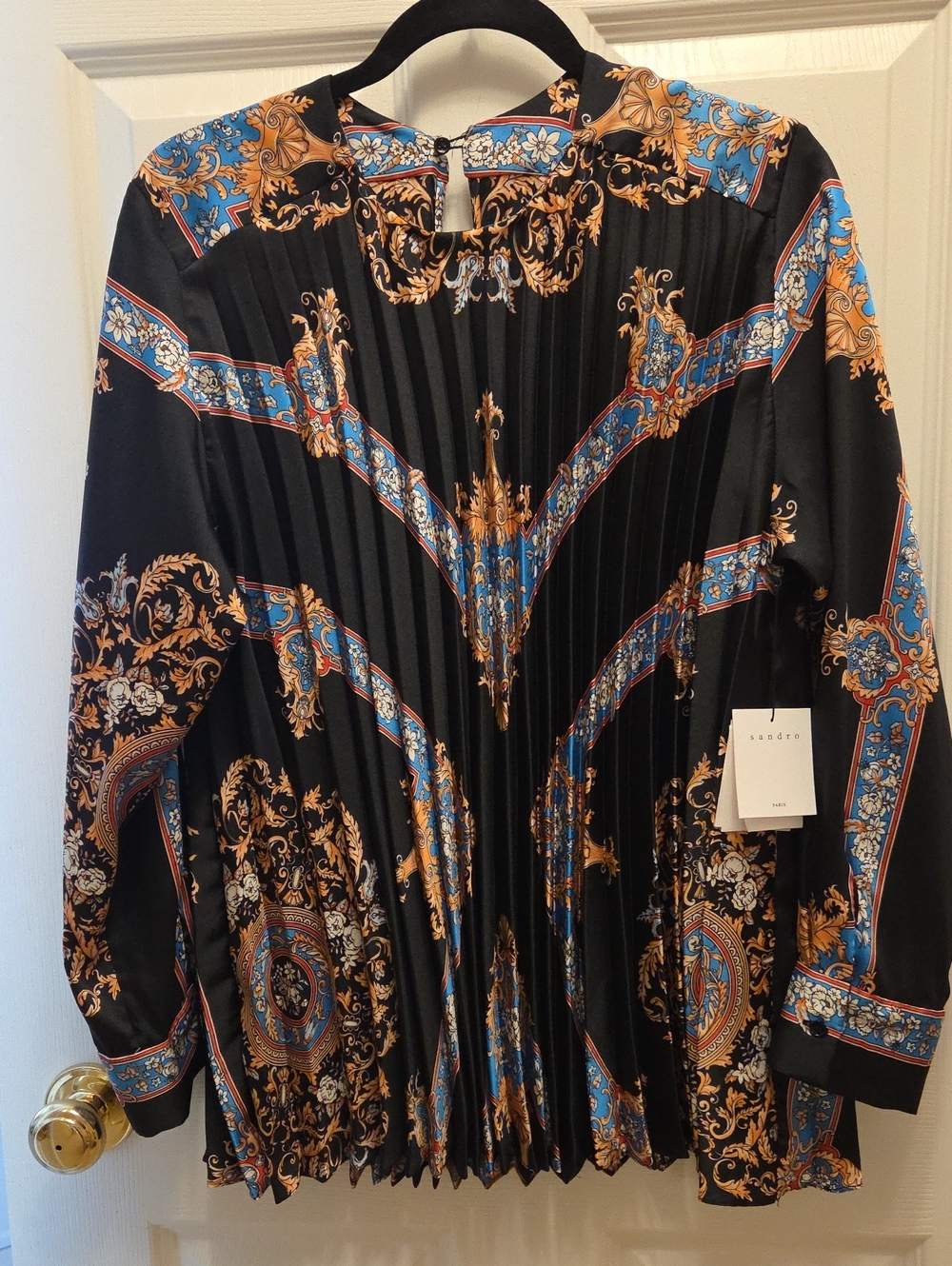 Sandro Paris Pleated Blouse.  Women's Medium (Sandra Fr Size 2)